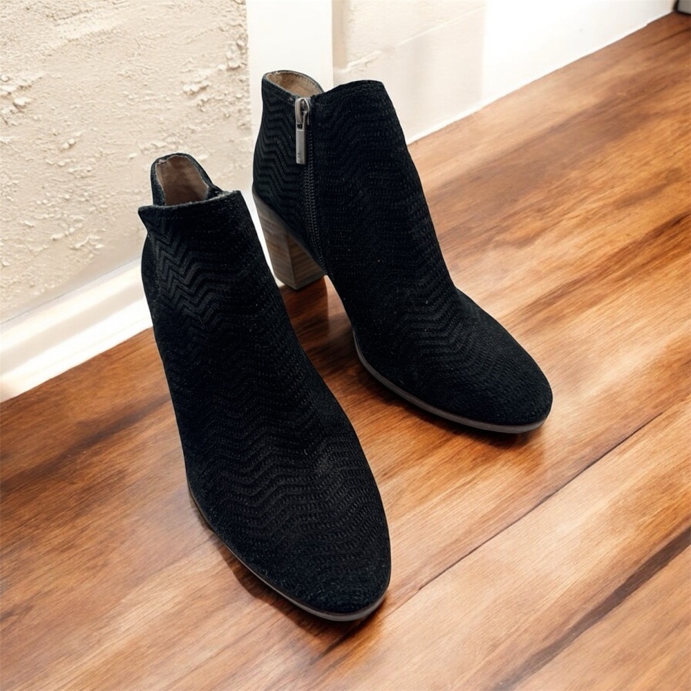 Lucky Brand Pickla Black Ankle Booties, size 7